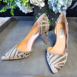 Embellished Pointed Toe Pumps